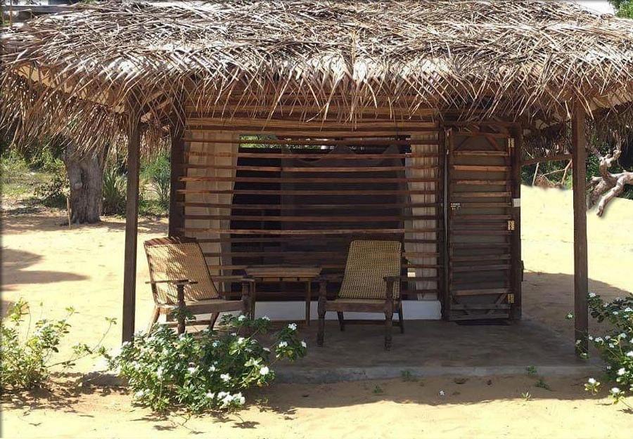 Upali Beach Surf Resort & Cafe Arugam Bay Exterior photo